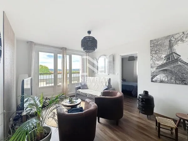 AUTUN - APPARTEMENT TYPE 2 AVEC ASCENCEUR !