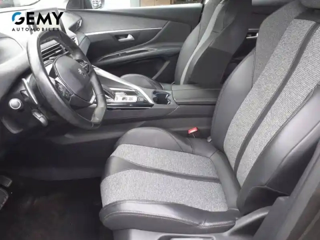 Peugeot 3008 1.2 puretech 130ch s&amp;s eat6 — photo 9