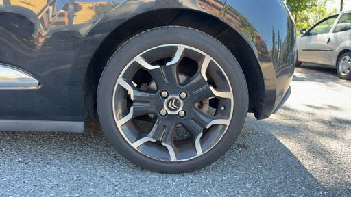 DS DS3 1.6 THP 155 - Chic – 2014 – 148667 km – Essence – Boîte Manuelle — photo 23