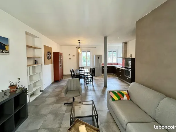MONPLAISIR - Grand T2 meublé de 54m²