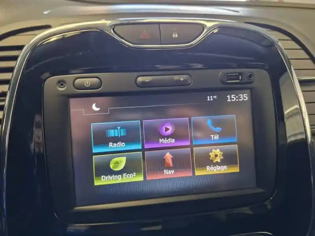 Renault Captur dci 90 energy eco² — photo 78