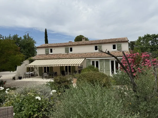 AIX EN PROVENCE , Jolie maison provençale