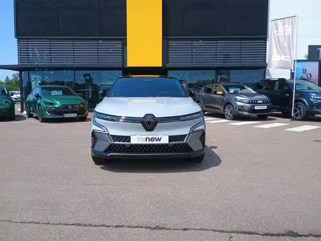 Renault Megane e-tech 220 ch autonomie confort — photo 3