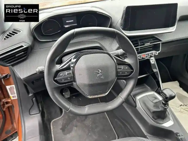 Peugeot 2008 puretech 100 s&amp;s bvm6 — photo 24