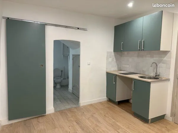 Appartement à louer Montferrat
