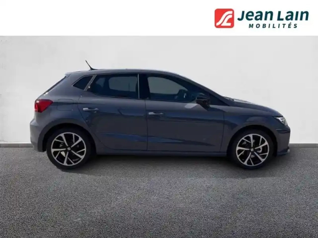 Seat Ibiza 1.0 tsi 115 ch s/s dsg7 — photo 4