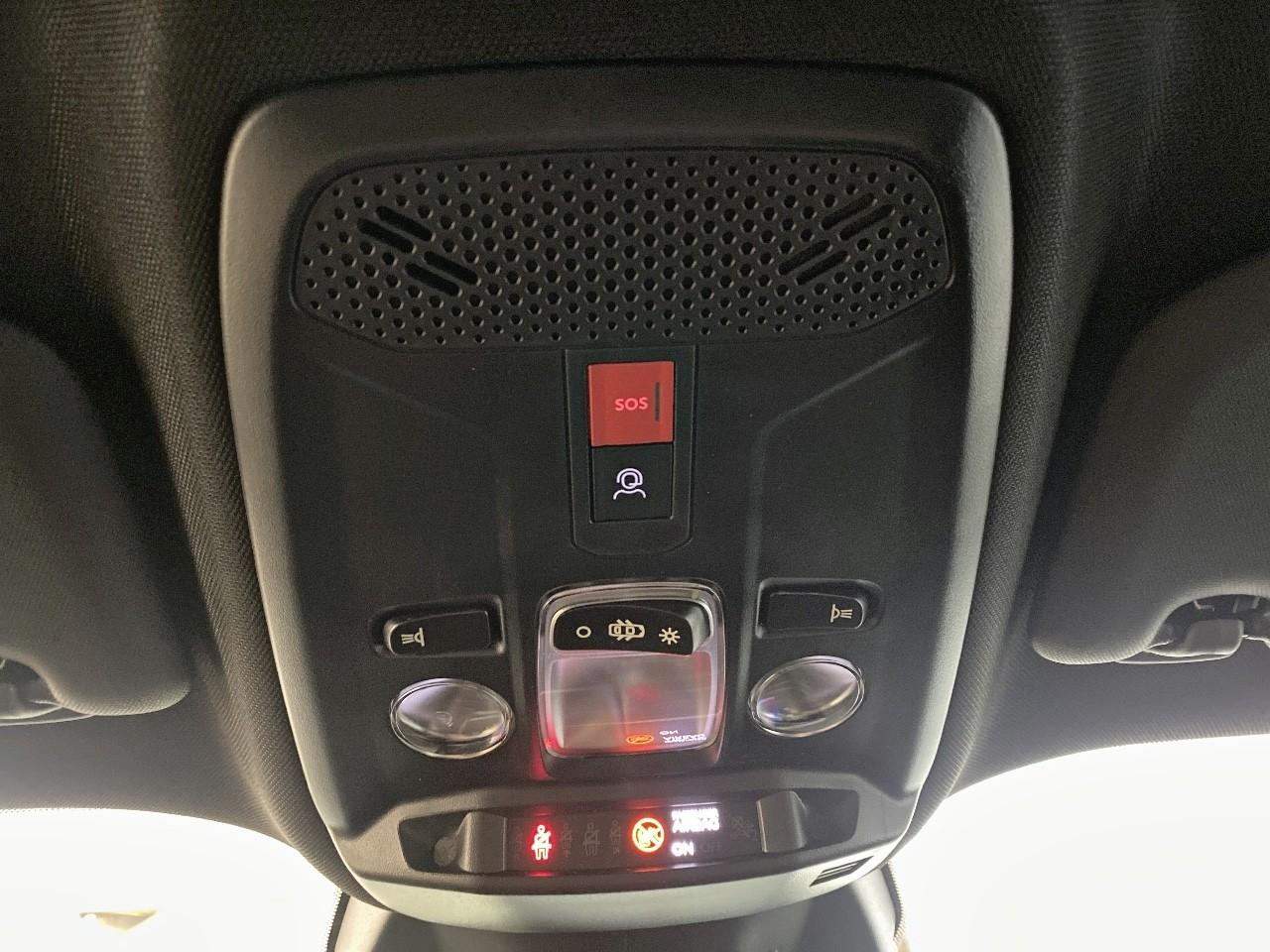 Peugeot 2008 hybrid 145 ch e-dcs6 allure — photo 19