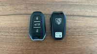 Peugeot 308 1.2 Hybrid 136ch Allure e-DCS6 — photo 16