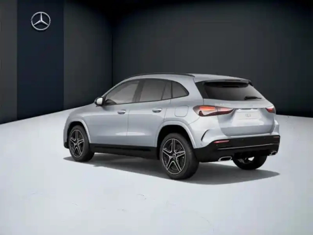 Mercedes Gla 250 e hybrid eq amg line — photo 23