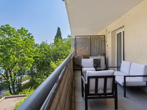 Appartement 4 pièces 77 m²
