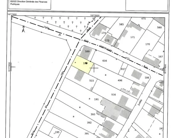 Terrain 333 m²