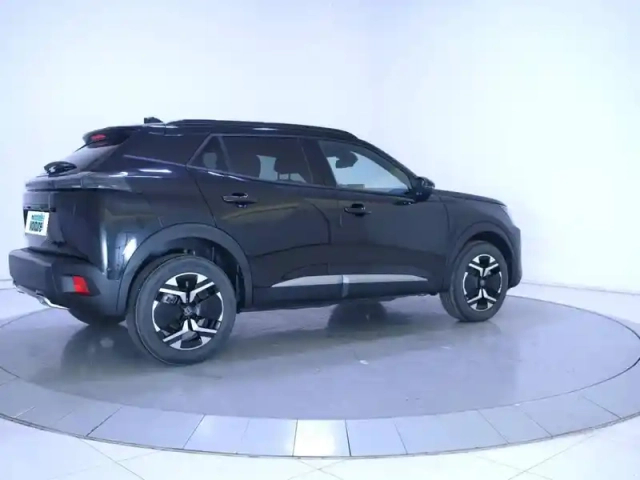 Peugeot 2008 hybrid 145 e-dcs6 — photo 30