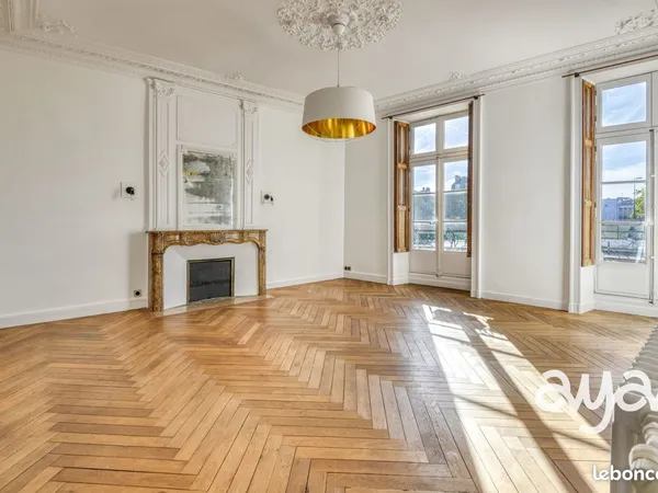 Appartement 5 pièces 138 m²