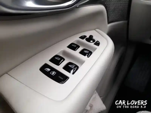 Volvo Xc90 t8 awd hybride rechargeable 455 ch geartronic 8 7pl — photo 20