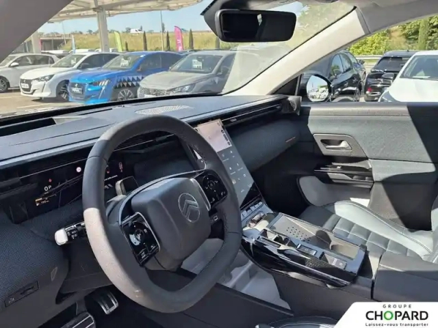 Citroën C5 Aircross hybride 145 ch e-dcs6 — photo 12