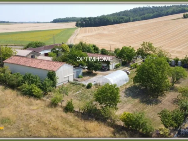 Maison à vendre 5 pièces Proche de CHALAIS (16)