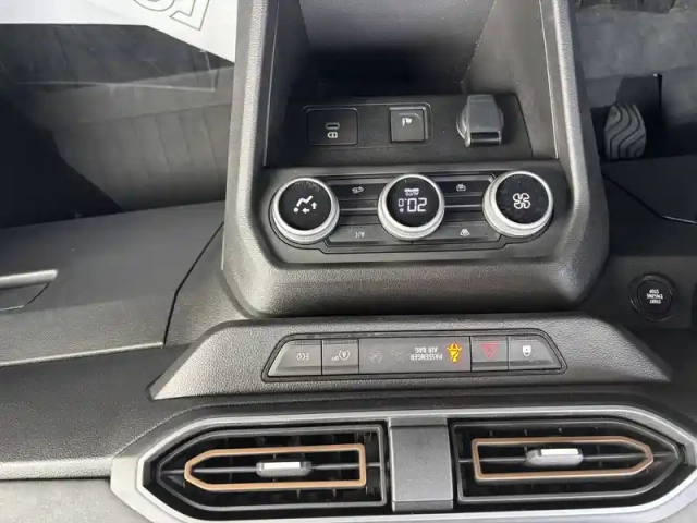 Dacia Jogger eco-g 100 7 places gsr2 — photo 118