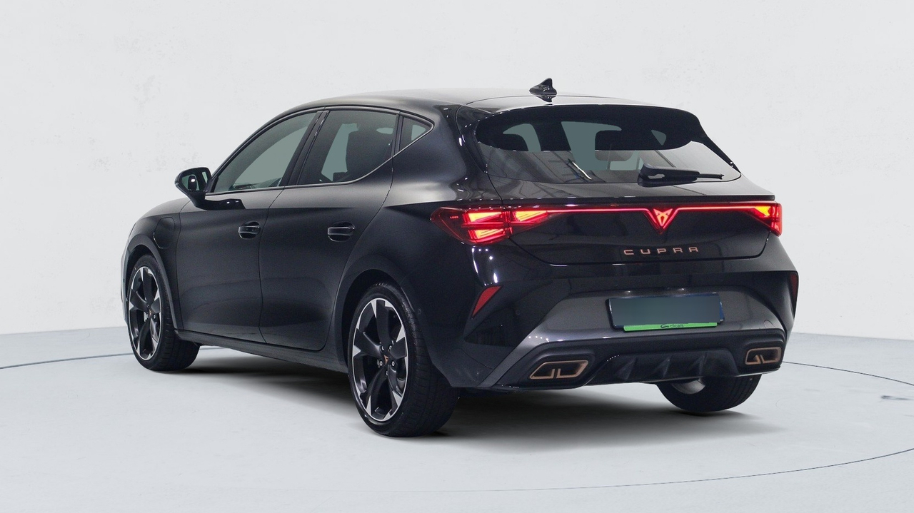 Cupra Leon — photo 3