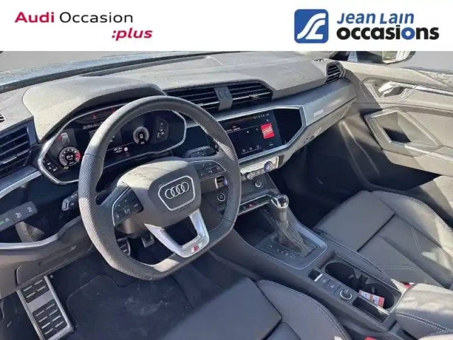 Audi Q3 sportback 35 tfsi 150 ch s tronic 7 — photo 32