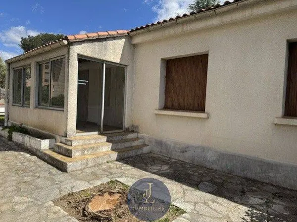 Maison de plain-pied 4 pièces 77 m²