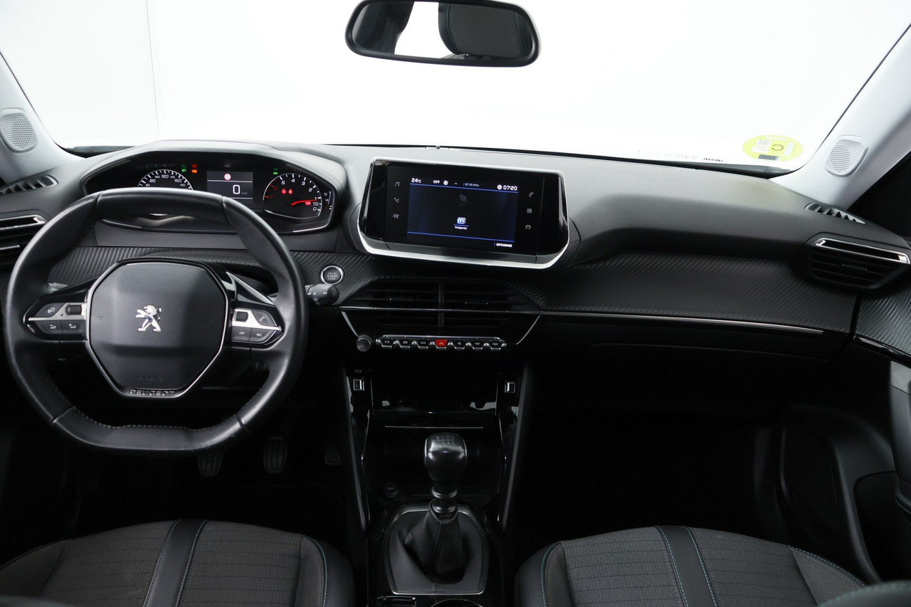 Peugeot 2008 — photo 11
