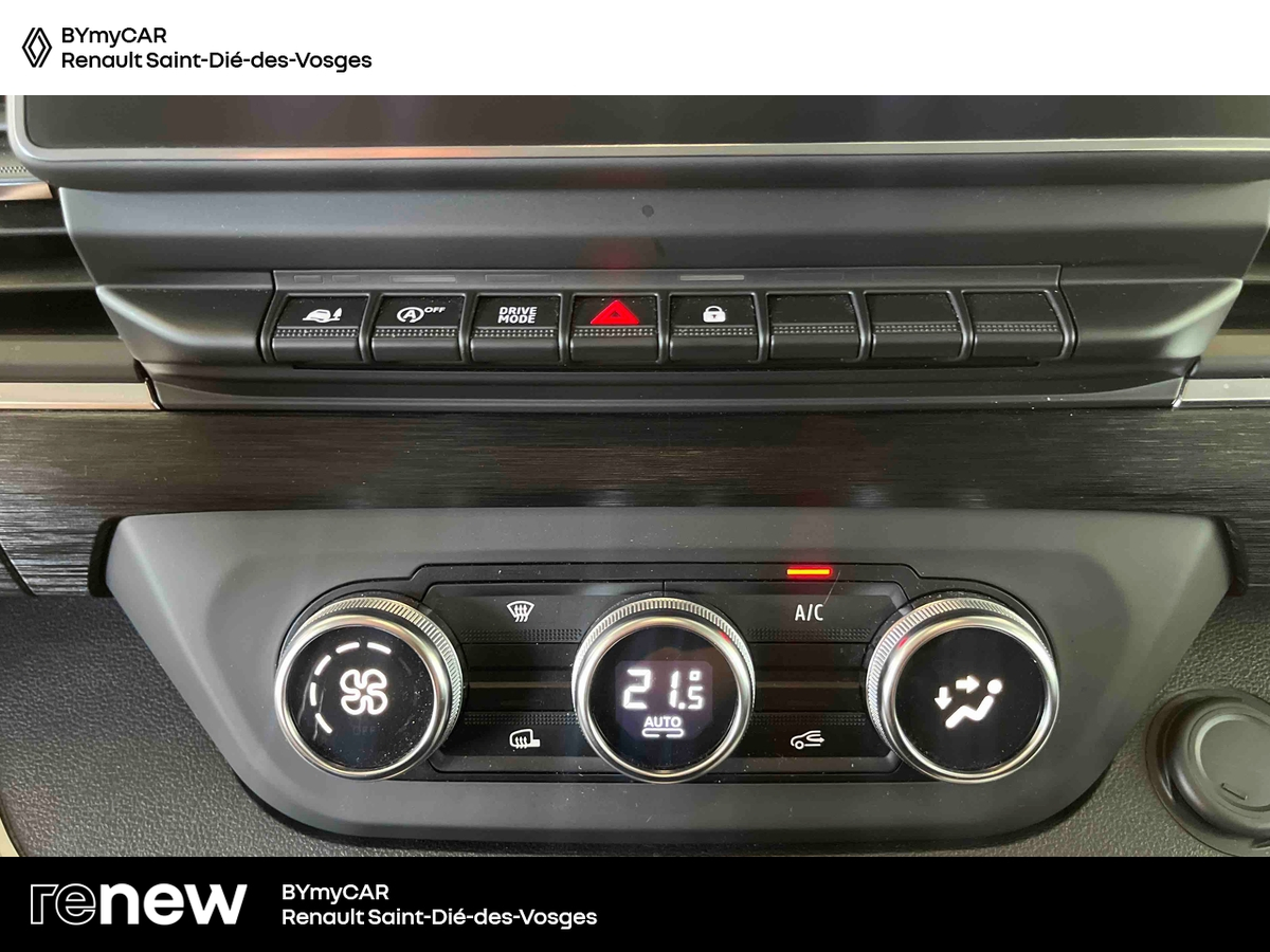 Renault TRAFIC CA L2H1 3000 KG BLUE DCI 170 EDC — photo 17