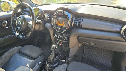 Mini Mini Cabriolet 1.5 Cooper 136 BVA7 - Finition Chili – 2016 – 49557 km – Essence – Boîte Automatique — photo 16