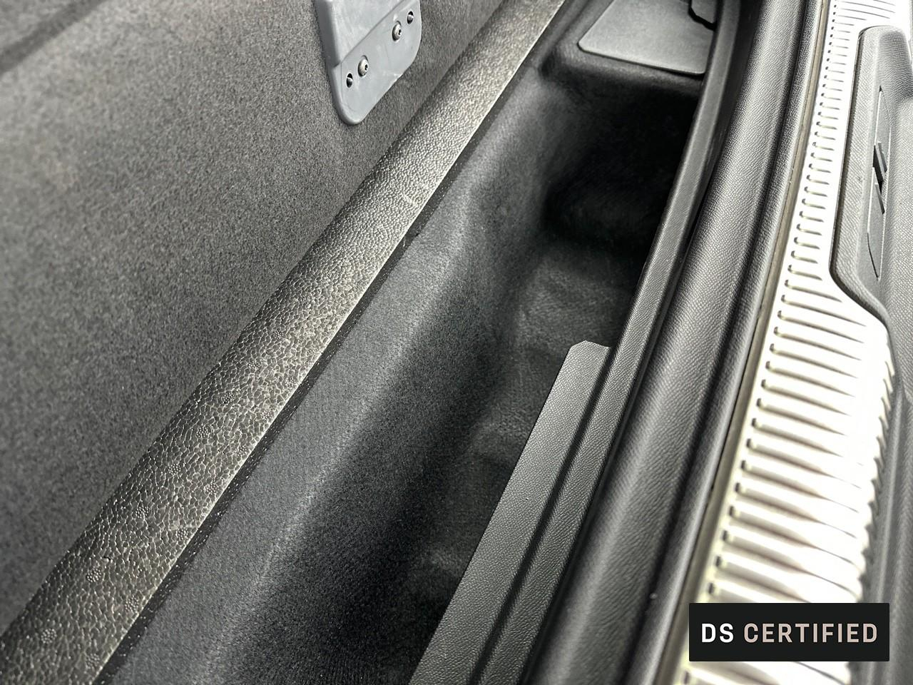 Ds Ds 7 crossback crossback hybride e-tense 225 eat8 rivoli — photo 40