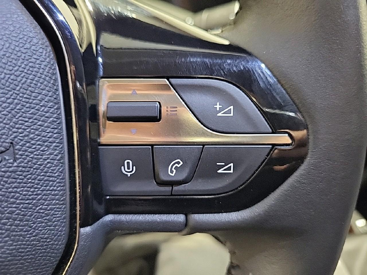 Peugeot 308 puretech 130ch s&s bvm6 allure — photo 18