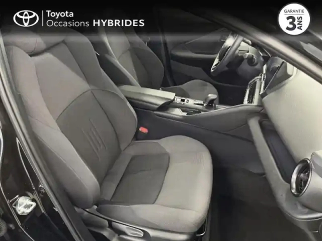 Toyota C-Hr 2.0 hybride rechargeable 225ch design my25 — photo 6