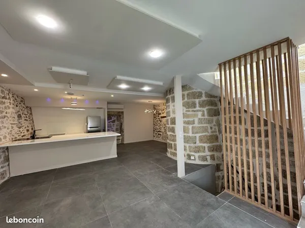Maison de village à vendre - 110 m² - 2 chambres - Garage 2 places