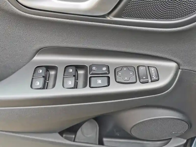 Hyundai Kona executive electrique 2wd 204 c — photo 14