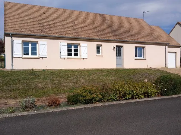 Maison plain pied proche Aigné