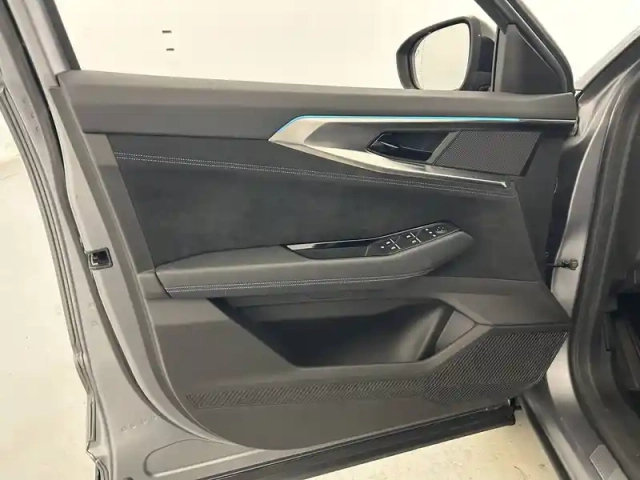 Renault Austral mild hybrid 160 auto — photo 44