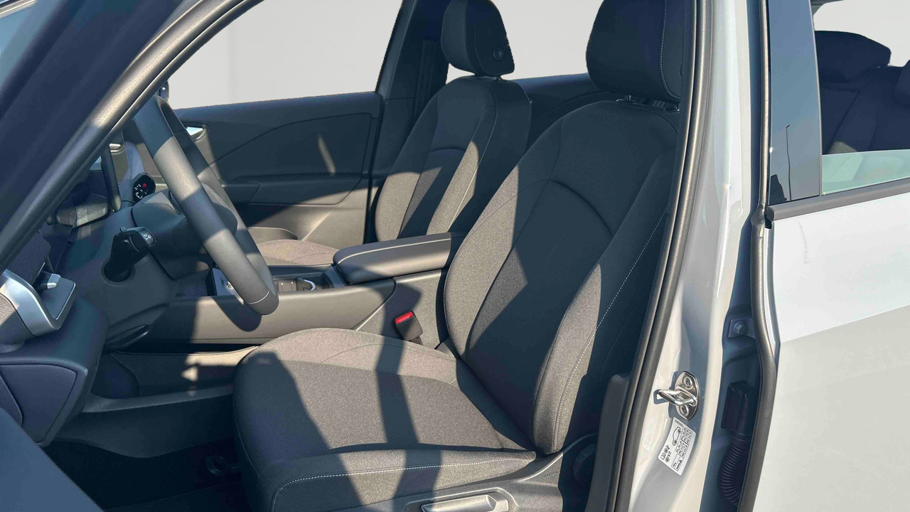 Volkswagen ID.3 Neo 50 kWh — photo 17