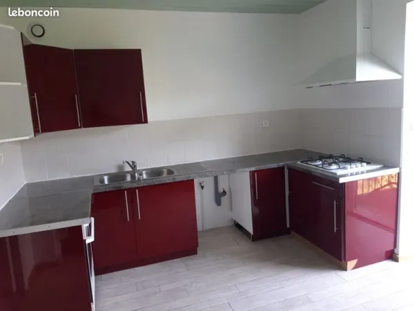 Appartement Location Mont-le-Vernois 4p 115m² 680€