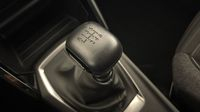 Peugeot 2008 1.2 PureTech 100ch S&S Style — photo 27