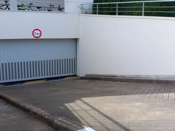 Stationnement Location Rennes   45€