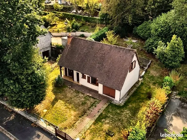 Maison 94 m² - 3 chambres + bureau, garage, jardin - DPE C - Bagnoles-de-l'Orne