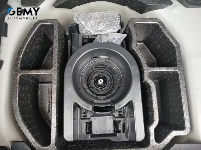 Peugeot 208 puretech 100 s&amp;s bvm6 — photo 41