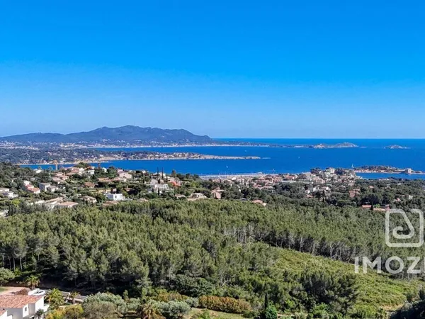 Villa 10 pièces 220 m²