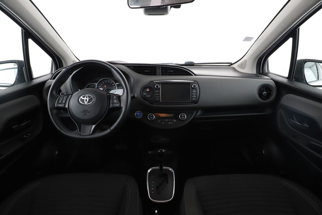 Toyota Yaris 1.5 Hybrid France — photo 11