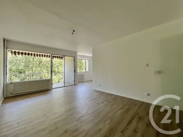 Appartement 3 pièces 85 m²