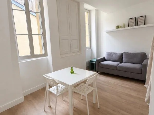 Studio meublé 19m carré