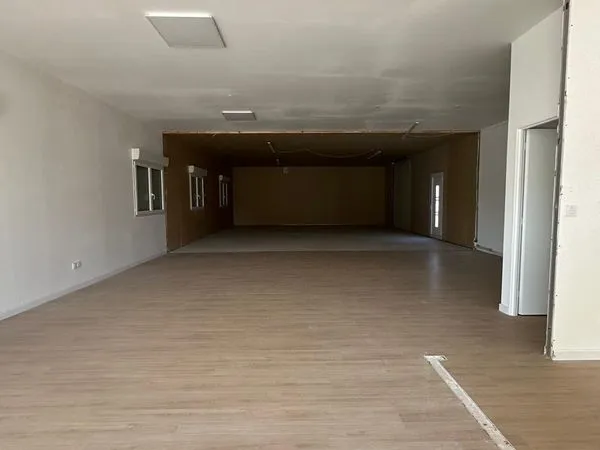 Local commercial