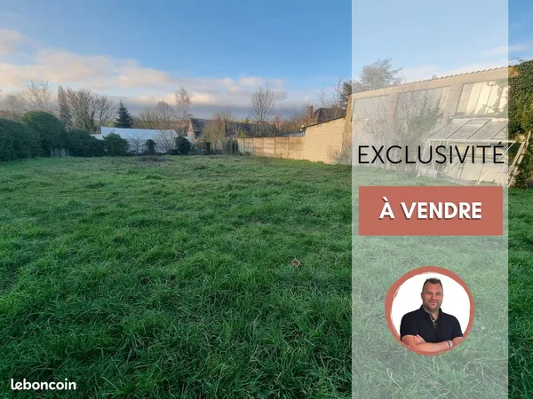 Terrain 678 m² Rouvres