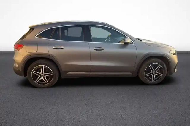 Mercedes Eqa 350 4matic — photo 7