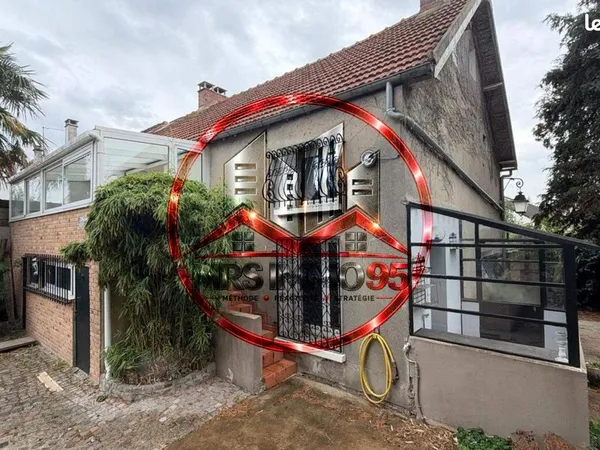 Maison de village 7 pièces 214 m²