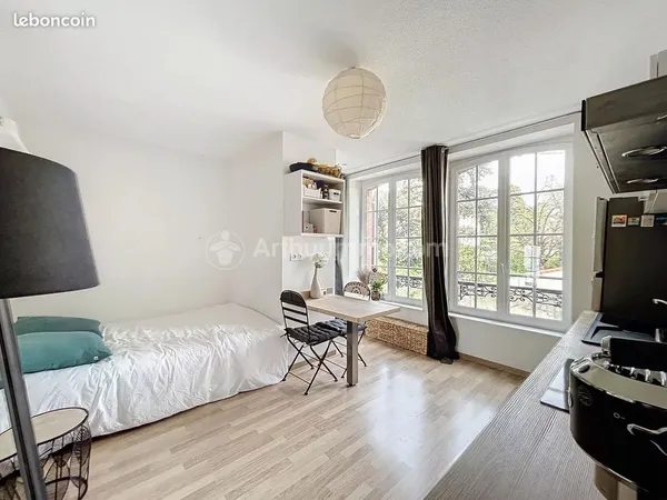 Studio 1 pièce 23 m²
