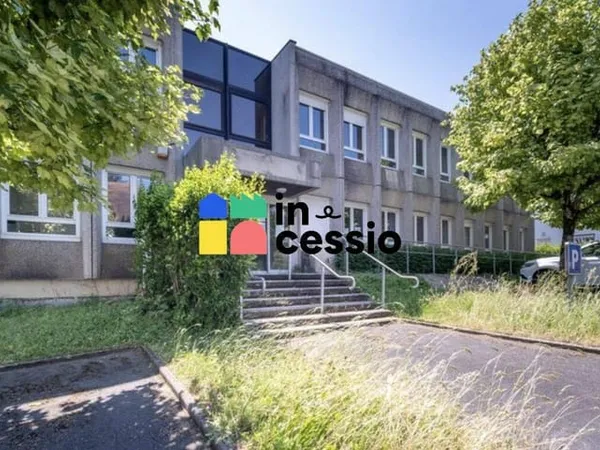 Bureau 1012 m²